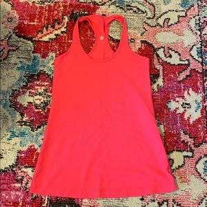 Lululemon tank